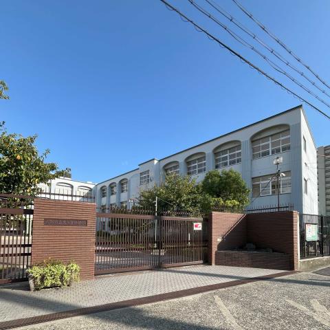 中学校　文の里中学校（中学校）まで290m