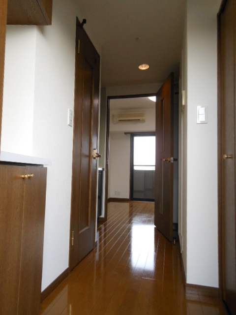 玄関　同タイプ別部屋写真