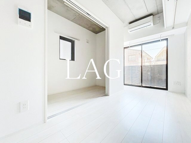 居室・リビング　洋室のお部屋です。