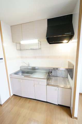 キッチン　※同物件・同タイプの写真です。