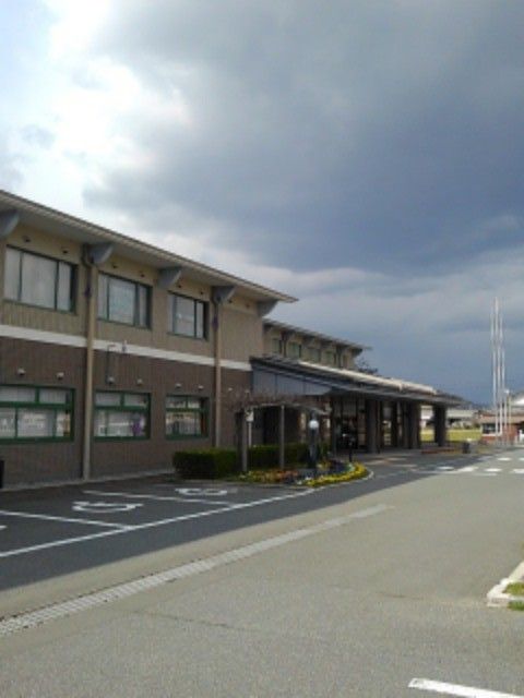 役所　高島市役所　安曇川支所（役所）まで350m