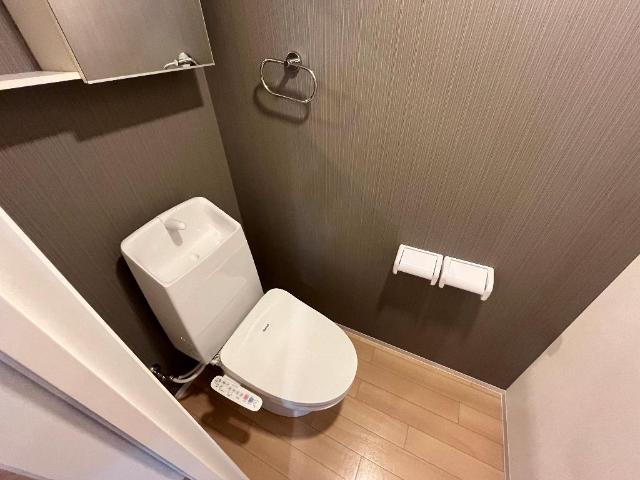 トイレ　シャワー付トイレ