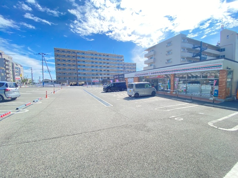 コンビニ　セブンイレブン　ハートイン垂水星陵台店（コンビニ）まで97m