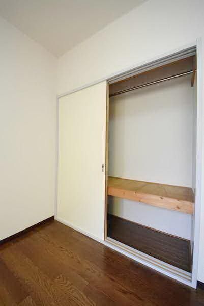 その他設備　押入れ収納