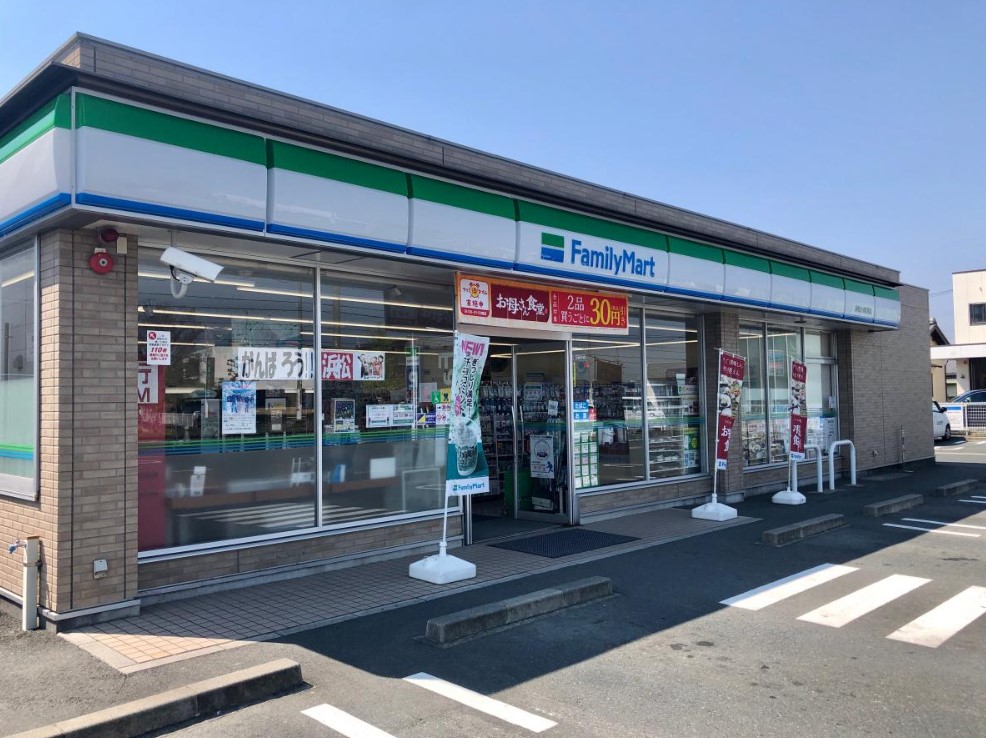 コンビニ　ファミリーマート 浜松小池町西店（コンビニ）まで942m