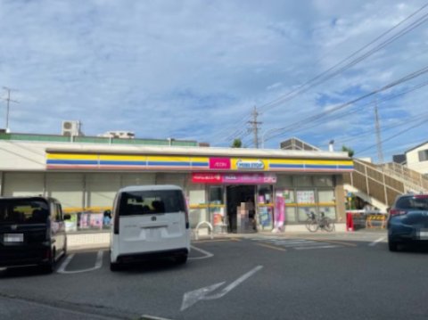 コンビニ　ミニストップ 中村日赤前店（コンビニ）まで524m