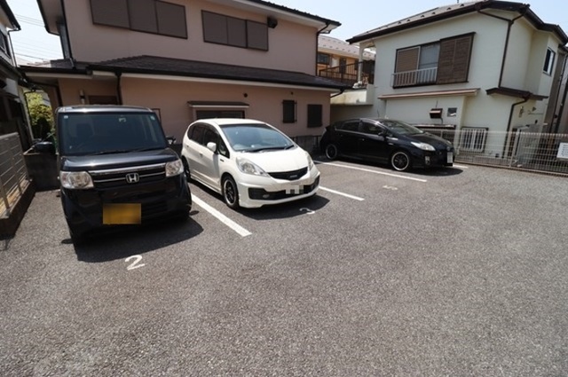 駐車場　駐車場