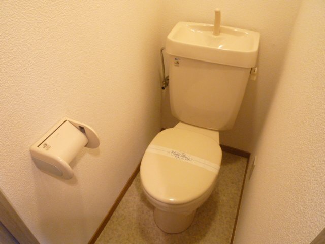 トイレ　トイレもきれいです
