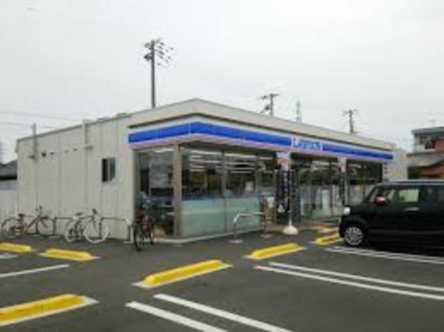 コンビニ　ローソン姫路大津新町店（コンビニ）まで586m