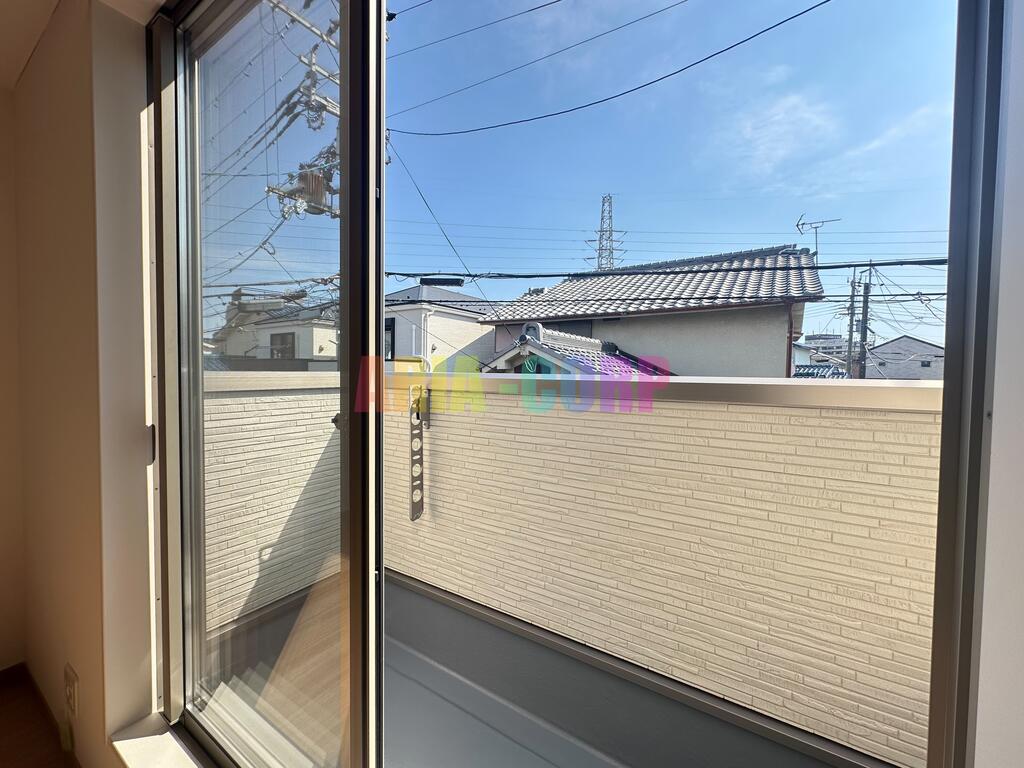 バルコニー　日当たり良好バルコニースペース◎
