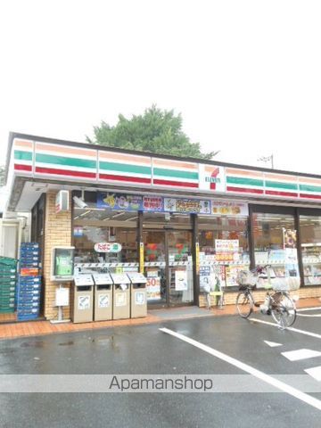 コンビニ　セブンイレブン（コンビニ）まで211m
