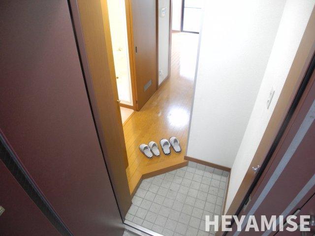 玄関　※同間取りの別の階のお部屋の画像です※