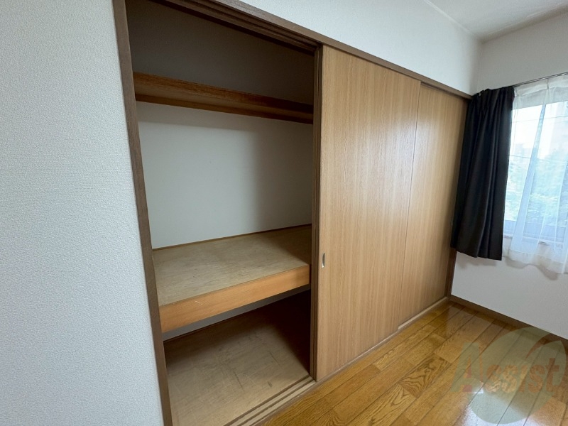 収納　クローゼットがありました。お洋服や荷物はここへ