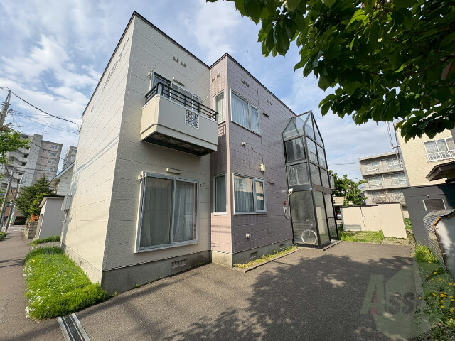 建物外観　札幌市東区北十二条東「クレスト７」