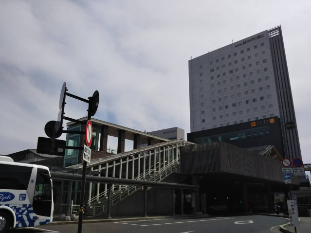 ショッピングセンター　岡山駅西口ビル（ショッピングセンター）まで310m