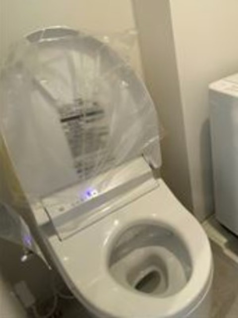 トイレ　温水洗浄便座