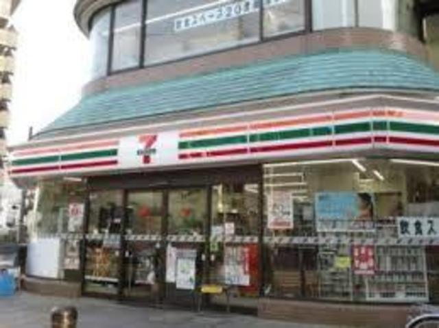 コンビニ　セブンイレブン京成町屋駅前店（コンビニ）まで538m