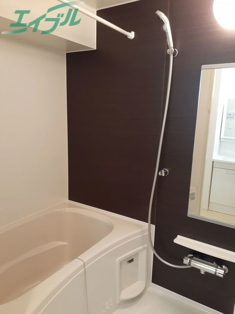 バス・シャワールーム　同一タイプ部屋写真