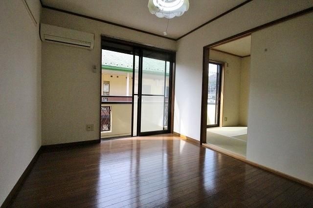 その他部屋・スペース　☆日当たりの良い洋室です☆