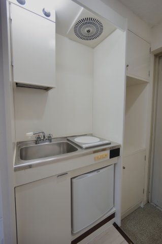 キッチン　同物件別部屋画像