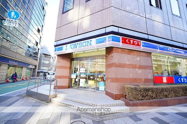 その他　ローソン　新宿御苑中央店（その他）まで500m