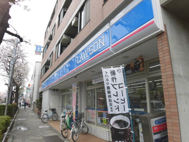 コンビニ　ローソン練馬春日町三丁目店（コンビニ）まで317m