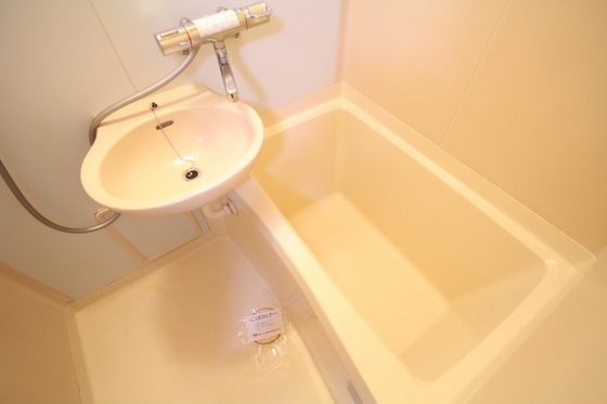 洗面設備　※別部屋の写真です