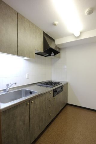 キッチン　写真は同タイプ住居です。