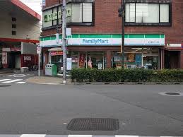 コンビニ　ファミリーマート東日暮里六丁目店（コンビニ）まで91m