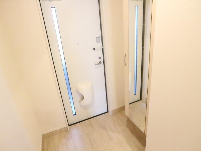 玄関　明るい玄関です