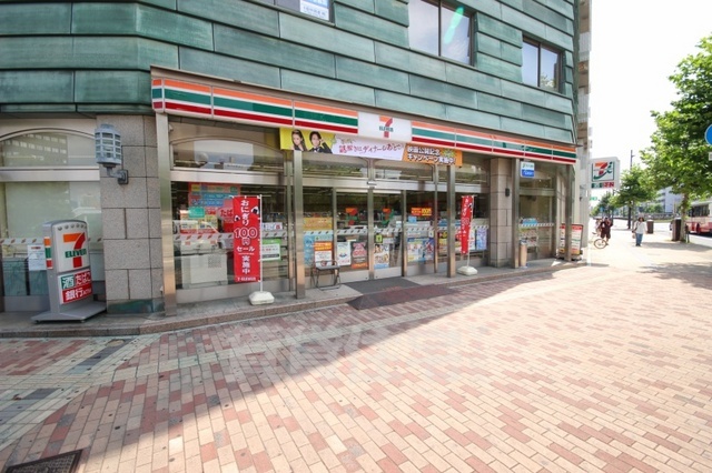 コンビニ　セブンイレブン　広島東平塚店（コンビニ）まで22m