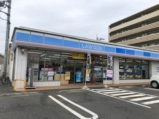 コンビニ　ローソン（コンビニ）まで1100m