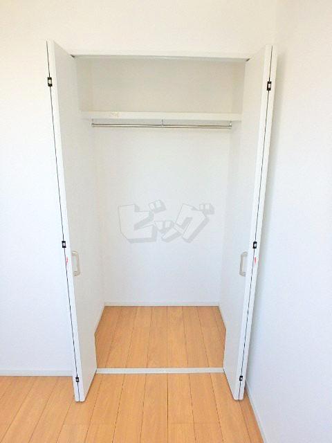 収納　衣類の収納に便利なクローゼットが付いています！