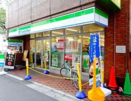 コンビニ　ファミリーマート都立大学駅西店（コンビニ）まで288m