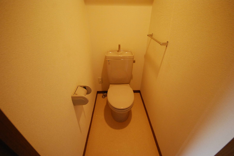 トイレ　トイレ　※別号室参考写真