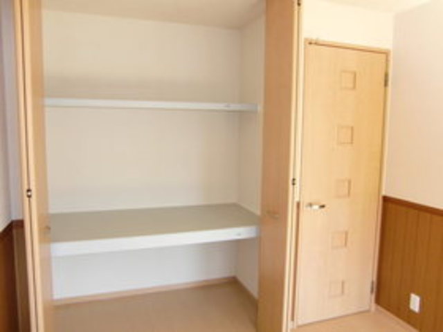 収納　参考写真（同建物別部屋のものです）