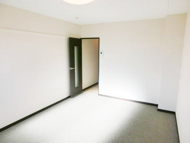 その他部屋・スペース　日の光もしっかり入ります。