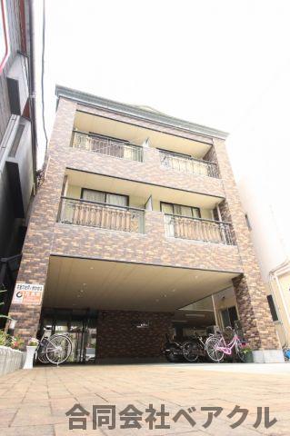 建物外観　落ち着いた雰囲気の外観です