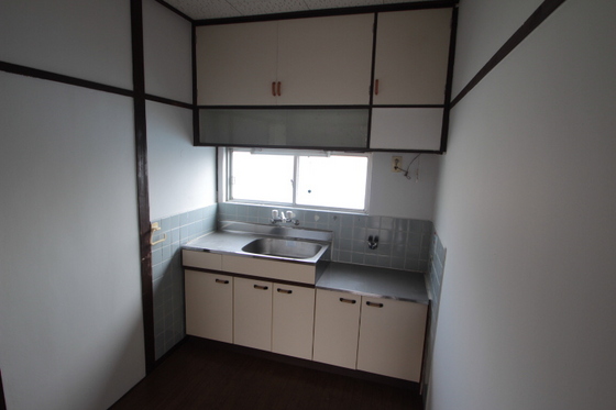 キッチン　※別部屋の写真です