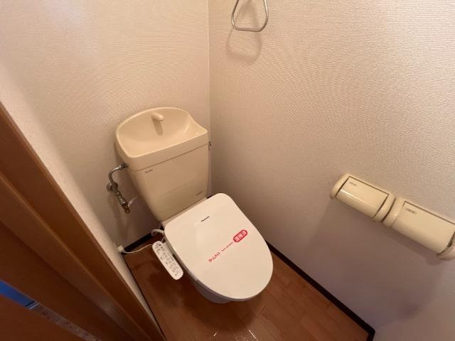 トイレ　シャワー付トイレ