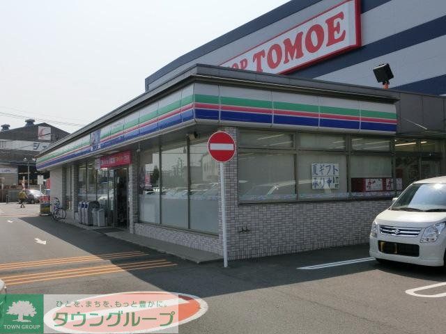 コンビニ　スリーエフ（コンビニ）まで60m