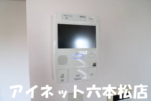 セキュリティ　モニター付きで安心ですね。