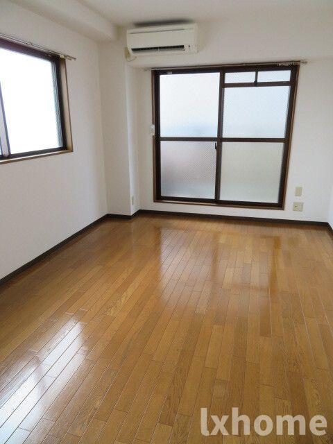 その他部屋・スペース　広くて明るい寝室