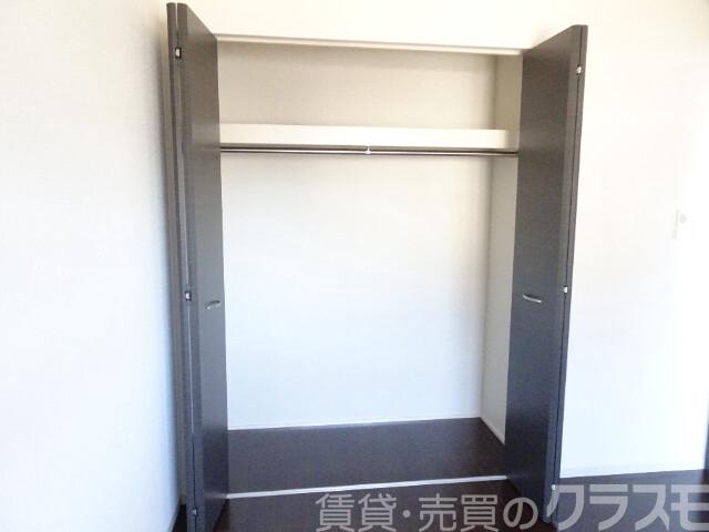 収納　クローゼット