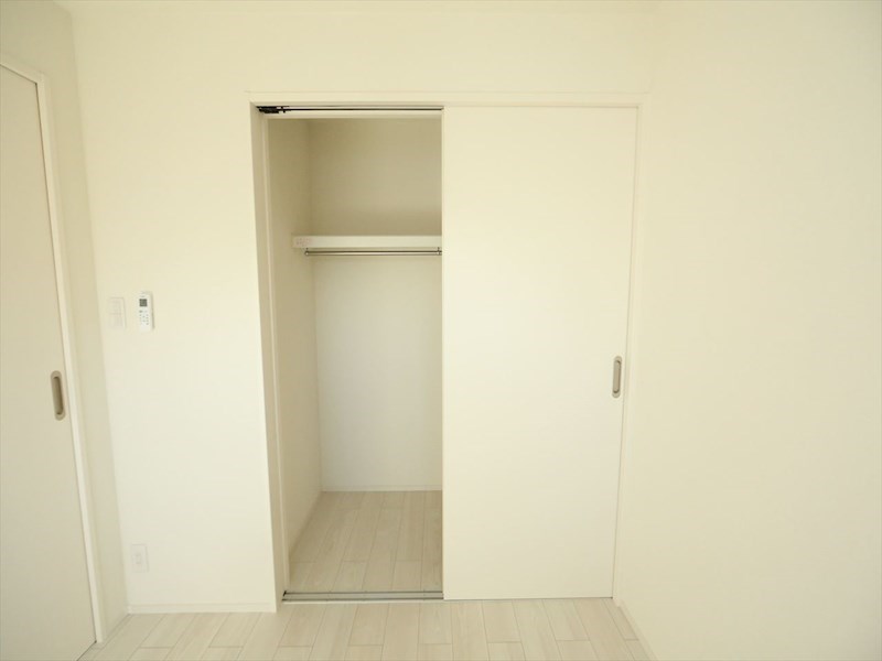 収納　クローゼット（収納充実してます）同型写真