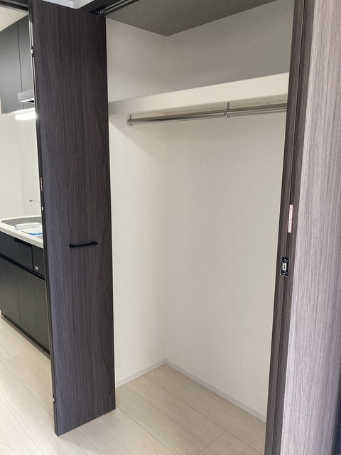 収納　洋室内の収納※前回募集時の写真です
