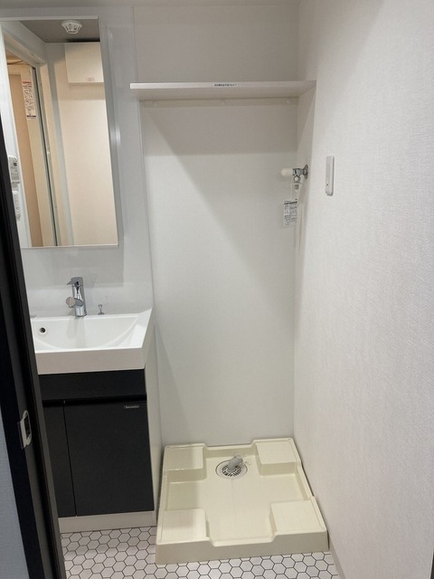 その他部屋・スペース　室内洗濯機置き場あり※前回募集時の写真です