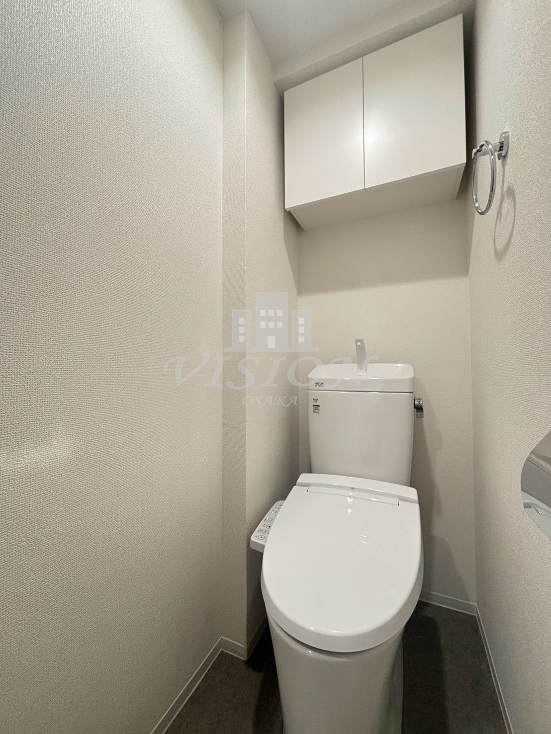 地下鉄谷町線 谷町六丁目駅 徒歩4分 15階建 築1年のトイレ写真