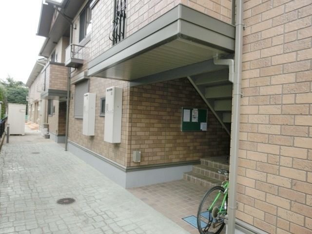 エントランス　建物エントランス。