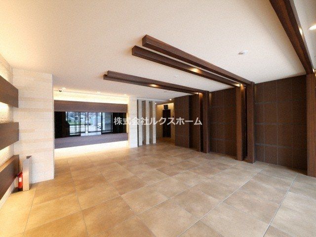 ロビー　建物の内部です